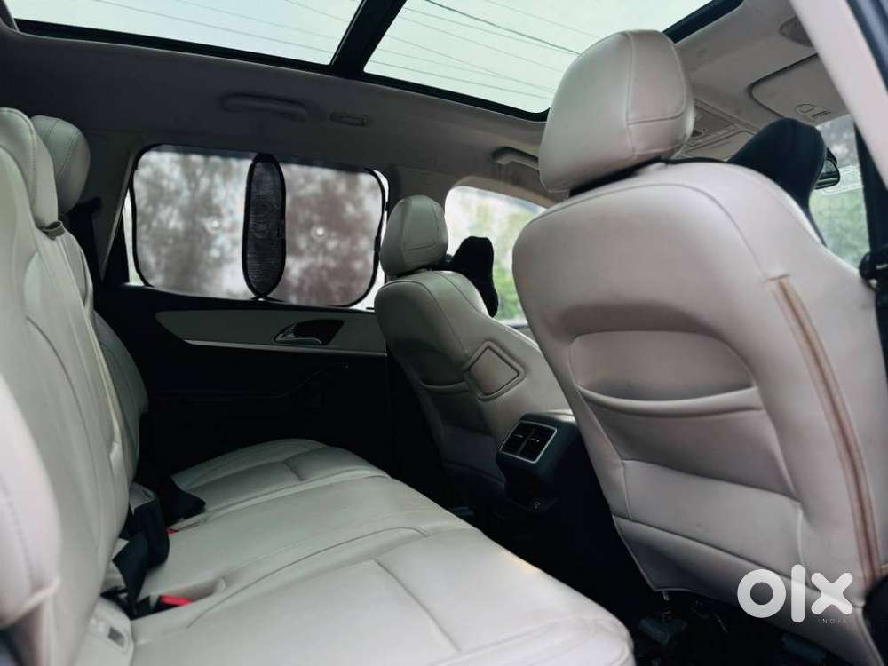 Mahindra Xuv700 Ax7 Awd, 2022, Diesel