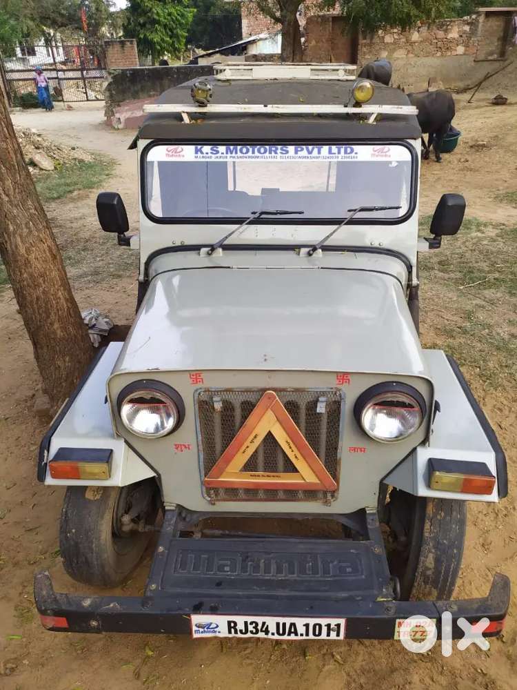 Mahindra Jeep Cj 2000