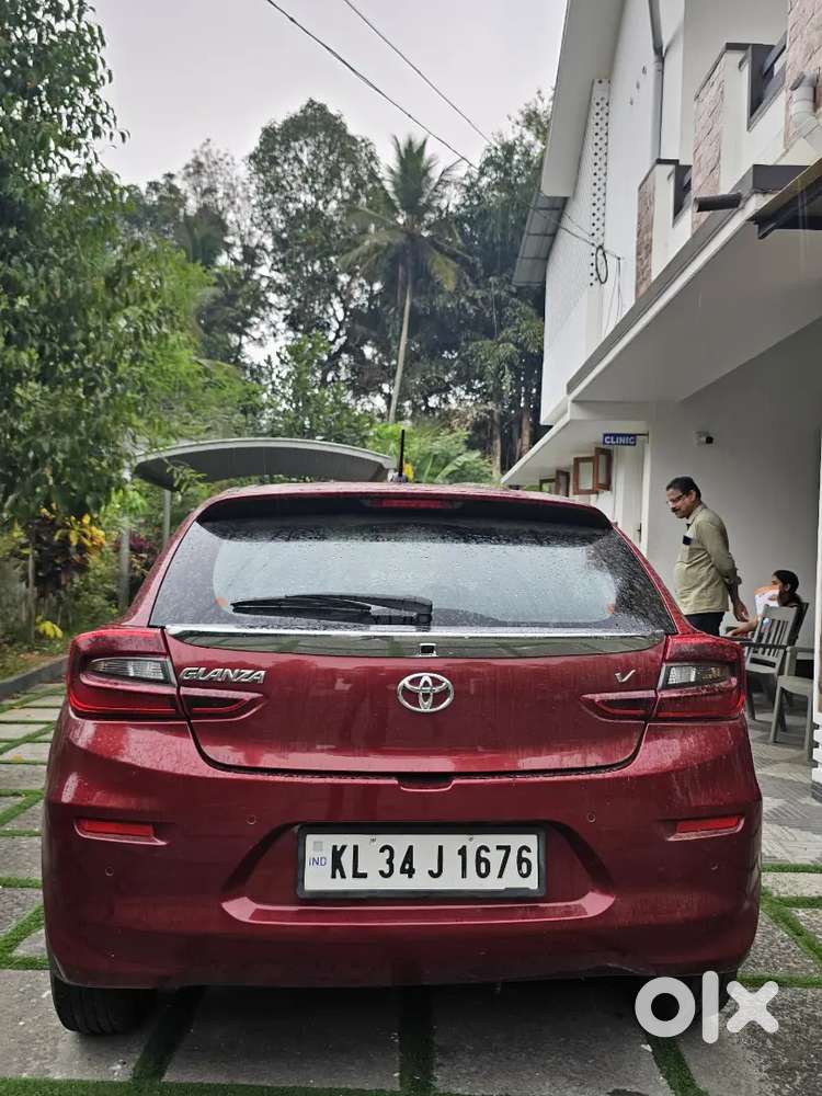 Toyota Glanza 2024 Petrol Well Maintained