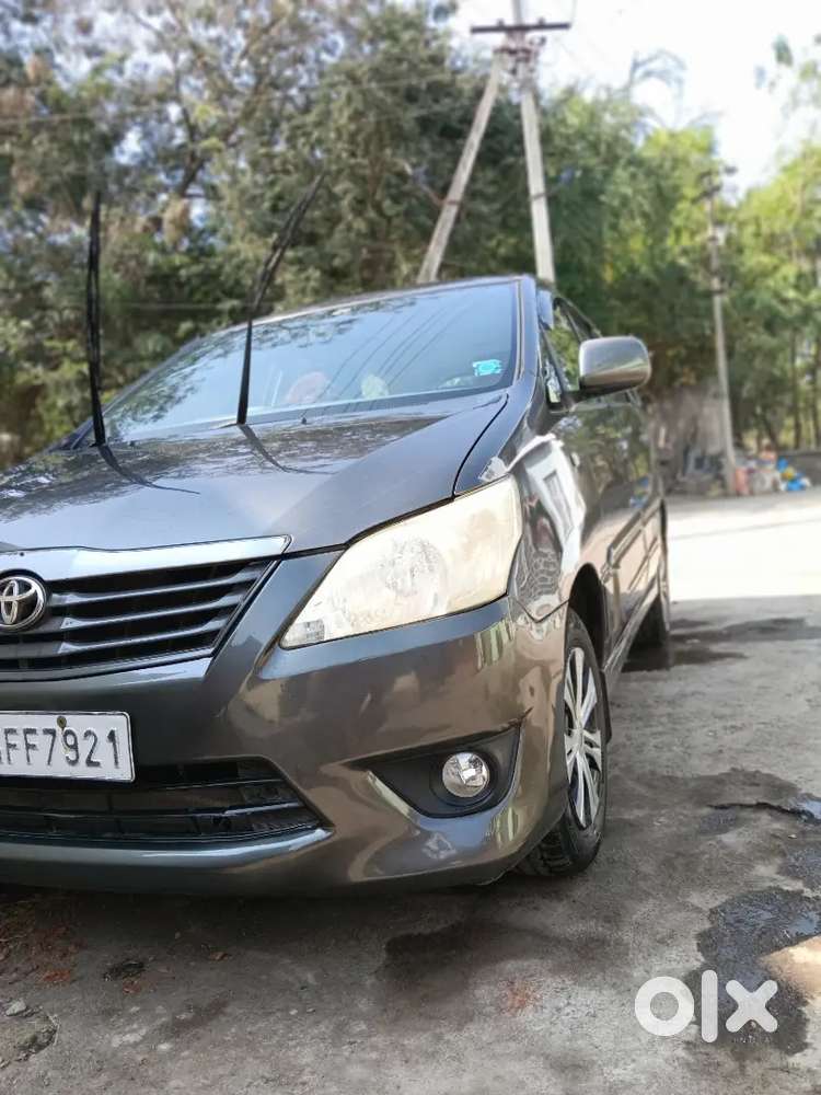 Toyota Innova 2012 Diesel 162164 Km Driven