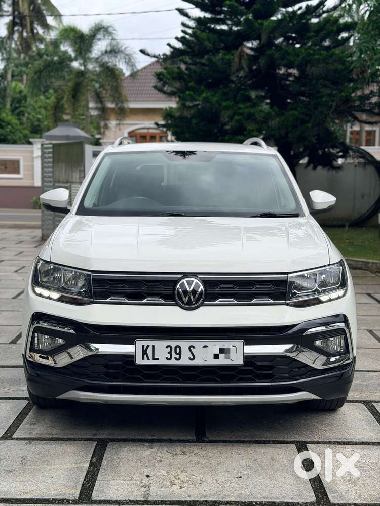 Volkswagen Taigun 1.0 Tsi Highline At, 2022, Petrol