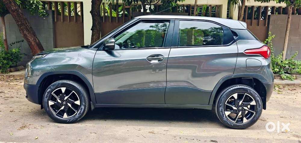 Tata Punch 1.2 Revotron Accomplished Dazzle Pack Amt, 2022, Petrol