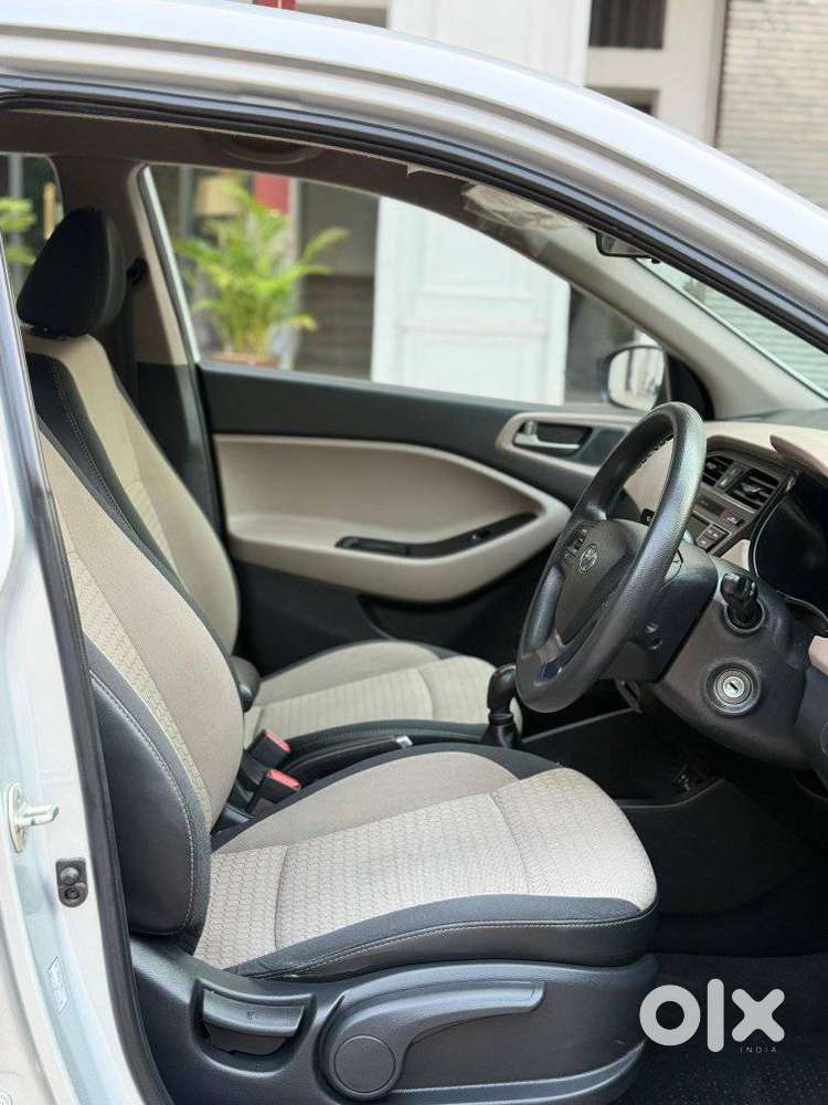 Hyundai Elite I20 Sportz (o) 1.2, 2017, Petrol