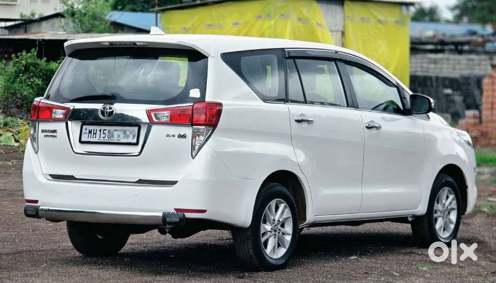 Toyota Innova Crysta 2.4 V, 2017, Diesel
