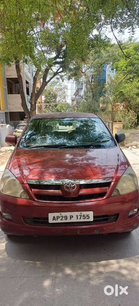 Toyota Innova 2.5 G (diesel) 8 Seater, 2006, Diesel