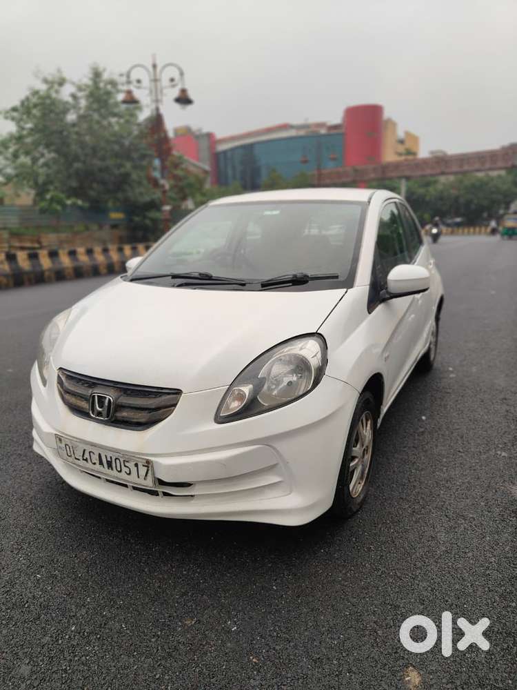 Honda Brio V Mt, 2014, Petrol