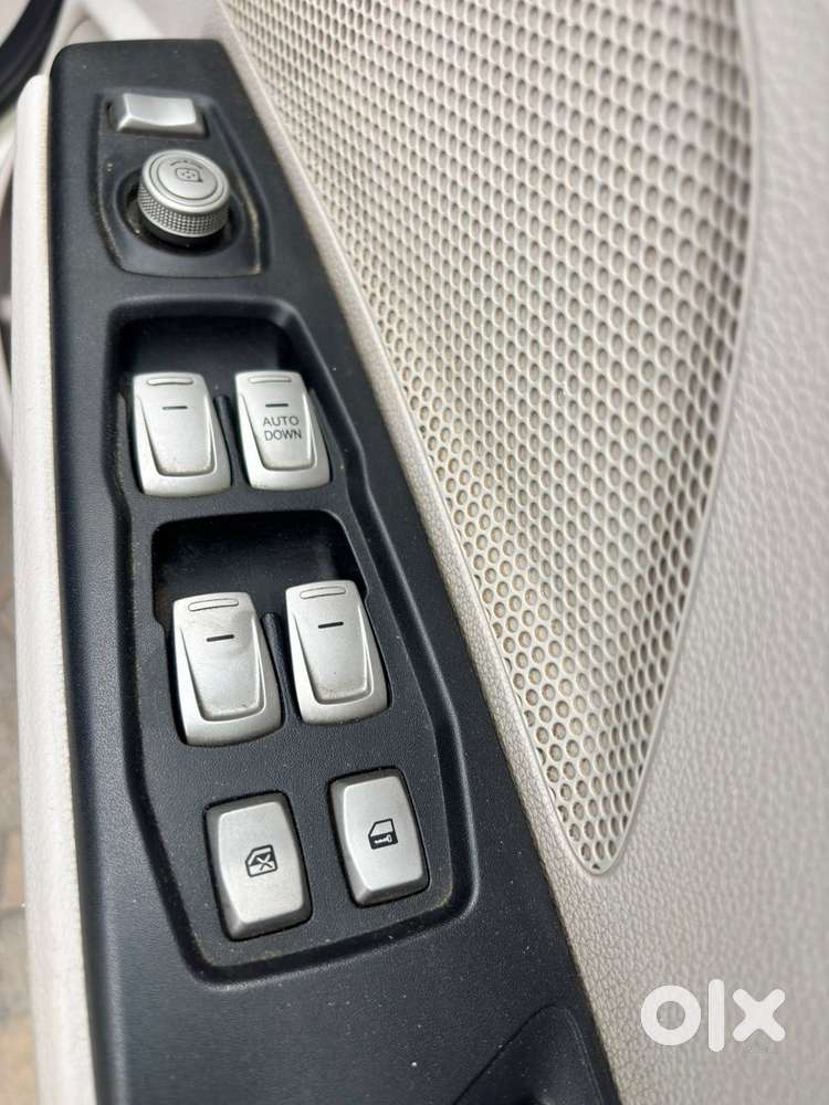 Mahindra Xuv300 W6, 2021, Petrol