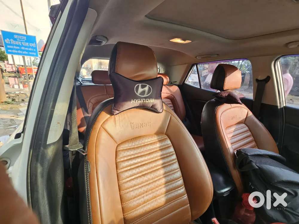 Hyundai Venue 2021 Petrol 62000 Km Driven
