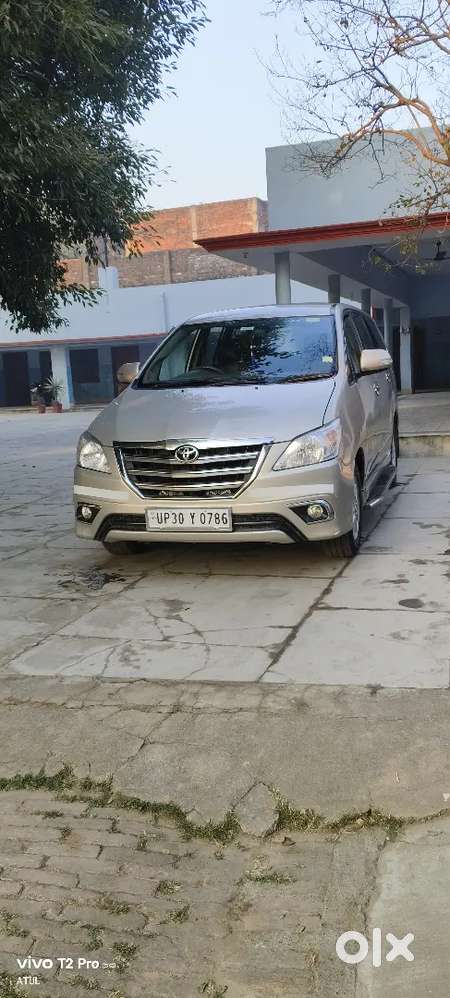 Toyota Innova 2014 Diesel 117700 Km Driven