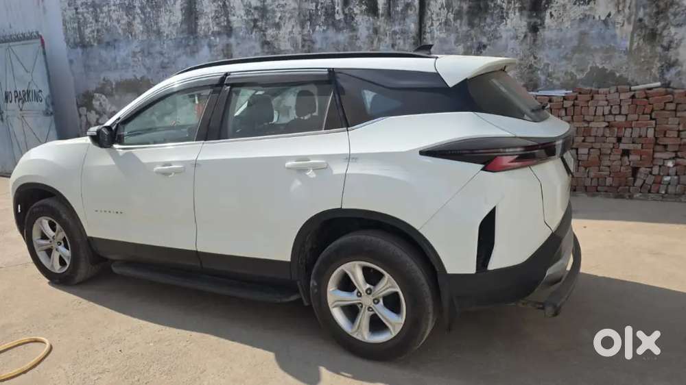 Everything Is Perfect Selling Reason Is To Buy 7 Seater