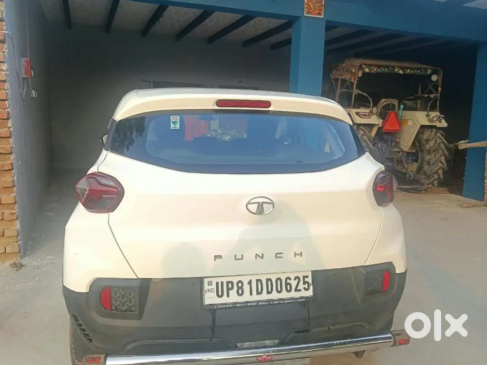 Tata Punch Mt Petrol 3 Years