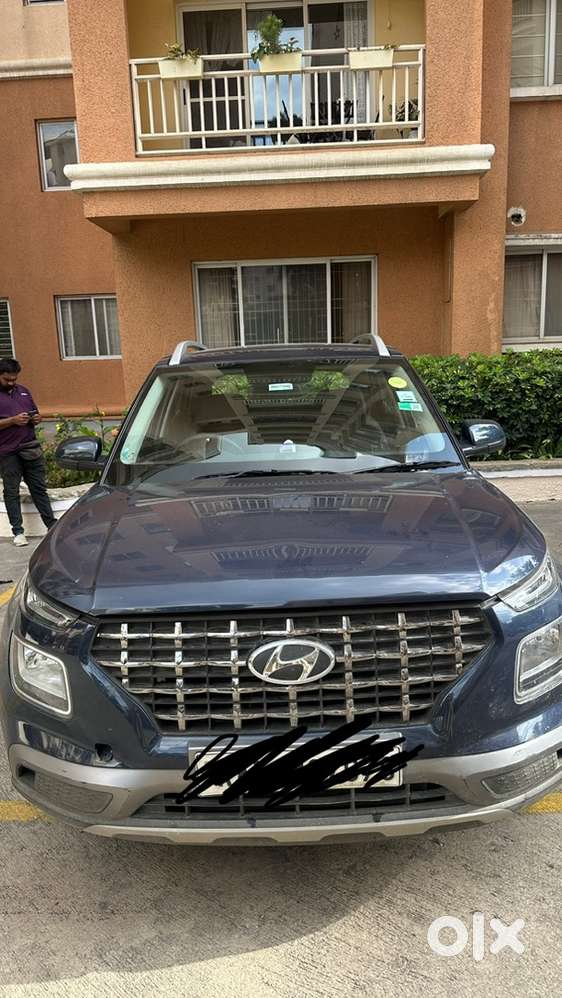 Hyundai Venue Petrol Manual 2020