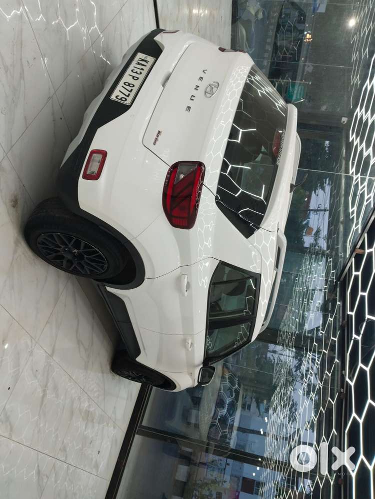 Hyundai Venue S Mt Turbo Gdi 1.0l, 2020, Petrol