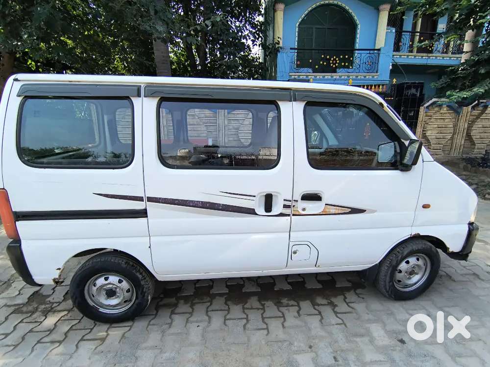 Maruti Suzuki Eeco Smiles 2017