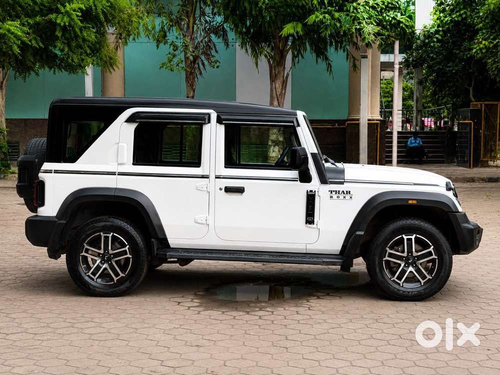 Mahindra Thar Roxx Ax3 L Diesel Mt 2wd, 2025, Diesel