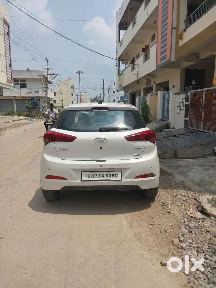 Hyundai I20 Asta 2016 Push Button Start