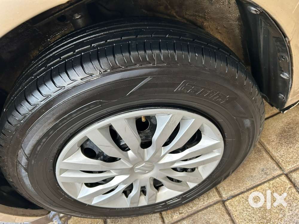 Maruti Suzuki Swift Dzire 2011
