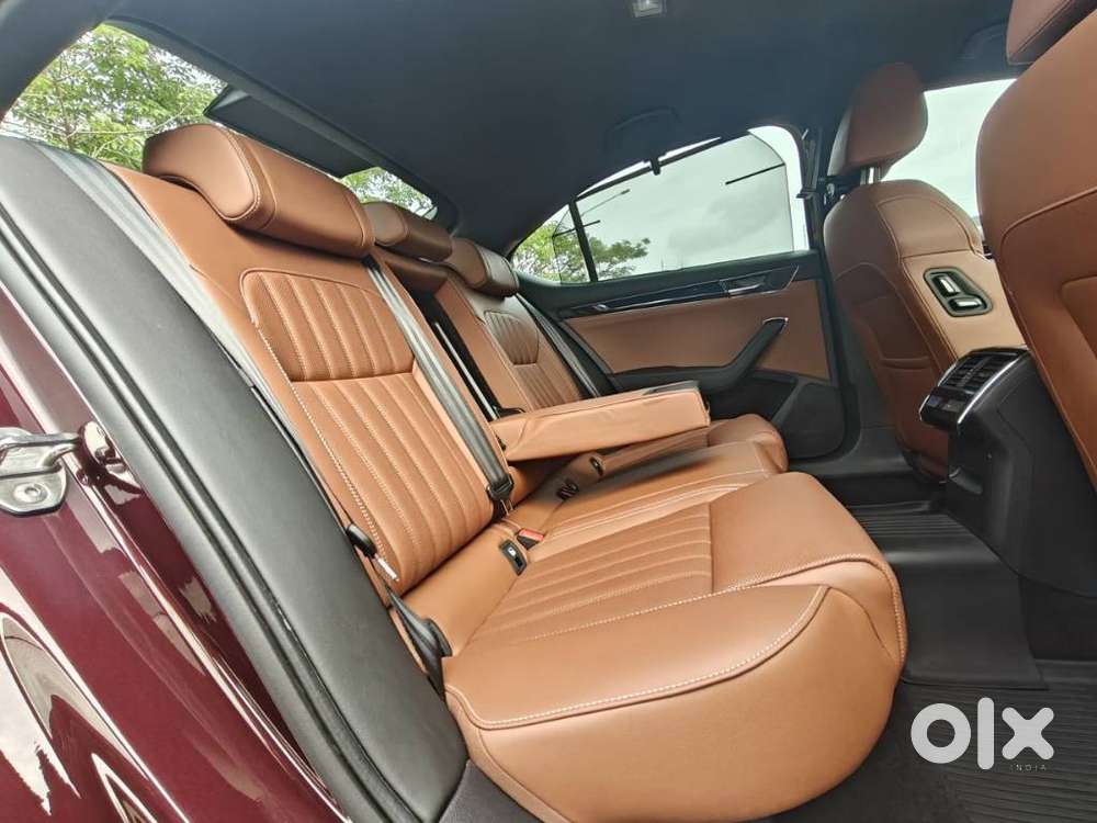 Skoda Superb 2.0 L&k Tsi At, 2024, Petrol