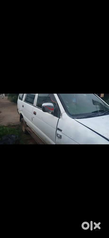 Chevrolet Tavera Neo 2012 Diesel 120000 Km Driven