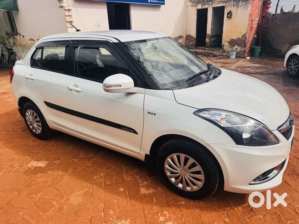 Maruti Suzuki Swift Dzire 1.2 Vxi, 2017, Petrol