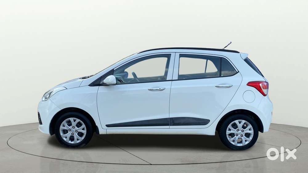 Hyundai Grand I10 Sportz 1.2 Kappa Vtvt, 2015, Petrol