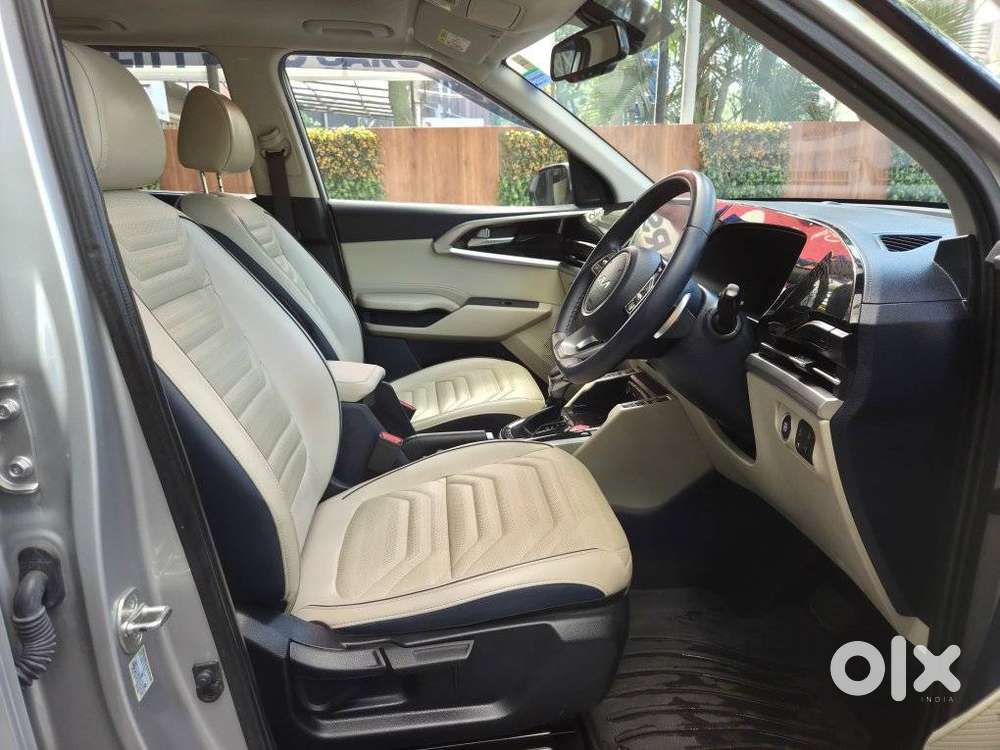 Kia Carens 1.5 Luxury Plus Turbo Dct 7 Str, 2024, Petrol