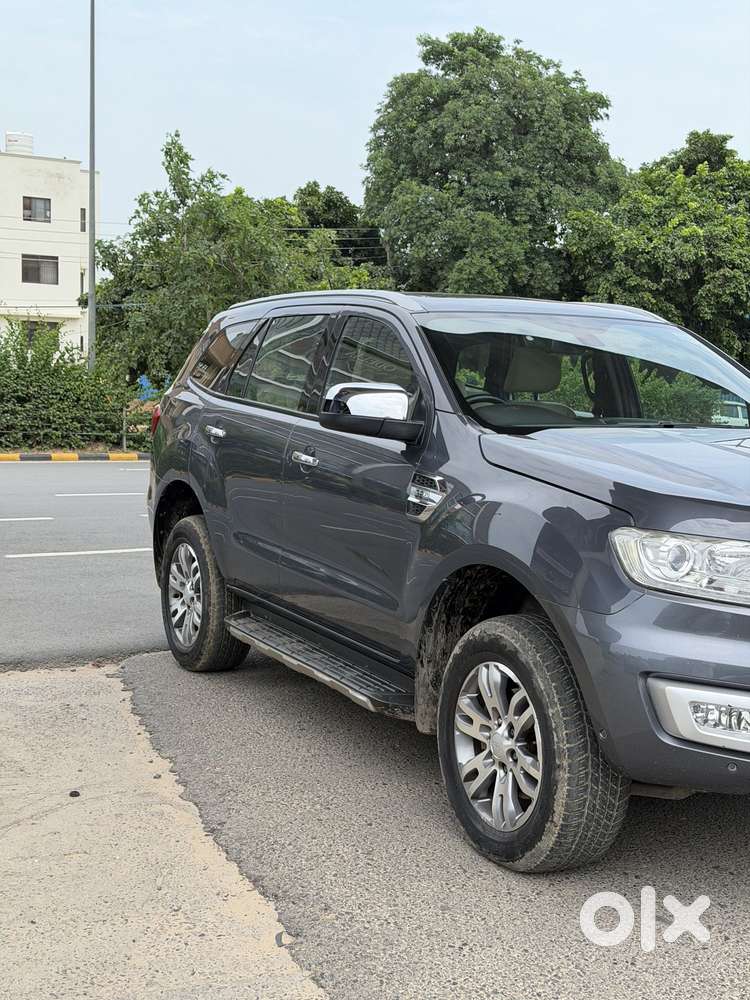 Ford Endeavour 3.2 Titanium At 4x4, 2017, Diesel