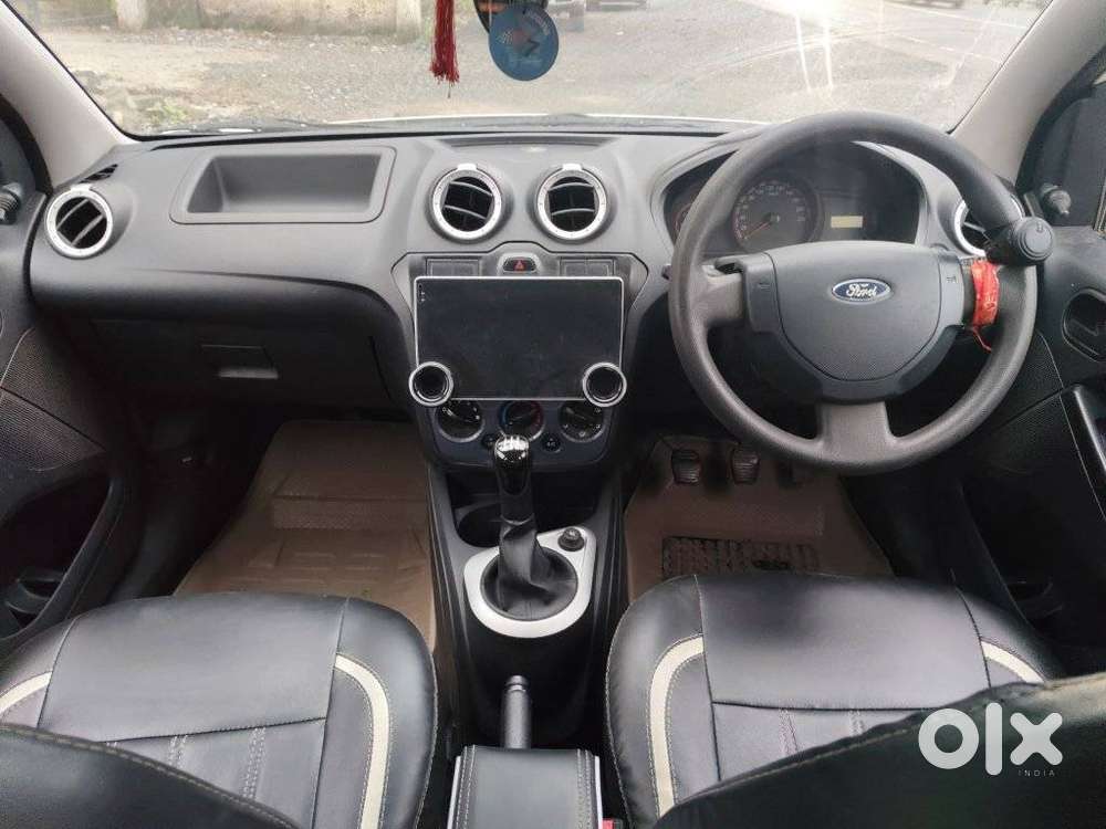Ford Figo Diesel Titanium, 2012