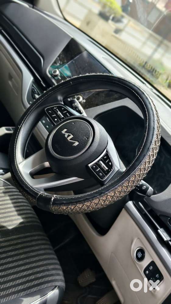 Kia Carens 1.5 Prestige Plus 7 Str Imt, 2023, Petrol