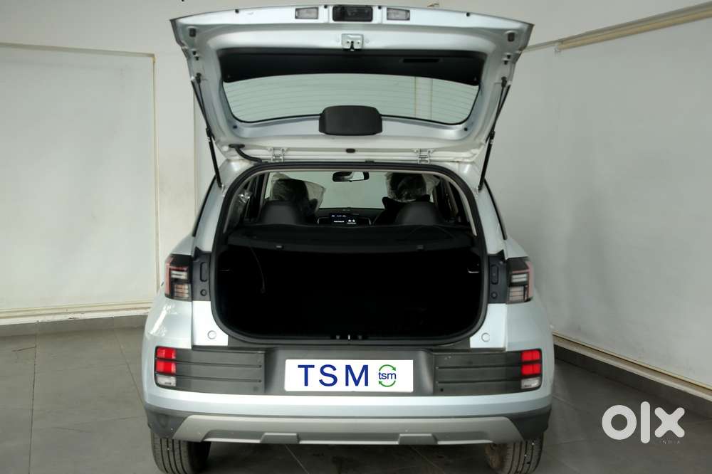 Hyundai Venue 1.2 S (o), 2022, Petrol