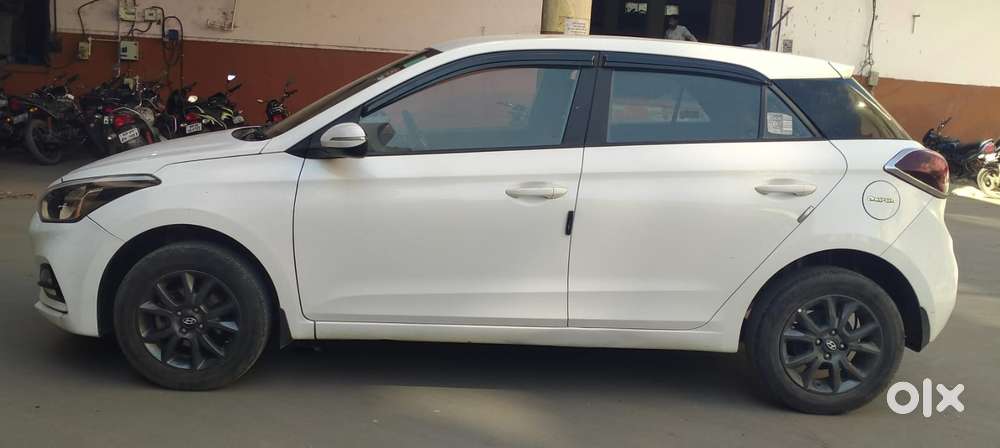 Hyundai I20 Sportz 1.2 Bs-iv, 2020, Petrol