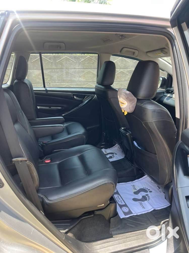 Toyota Innova Crysta G 2019