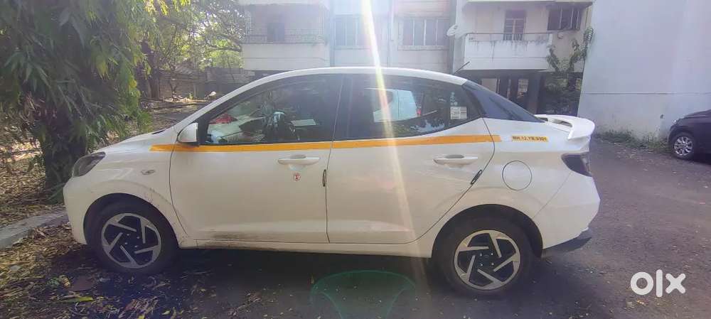 Hyundai Aura 2025 Cng & Hybrids 8000 Km Driven (yellow Number Plate)