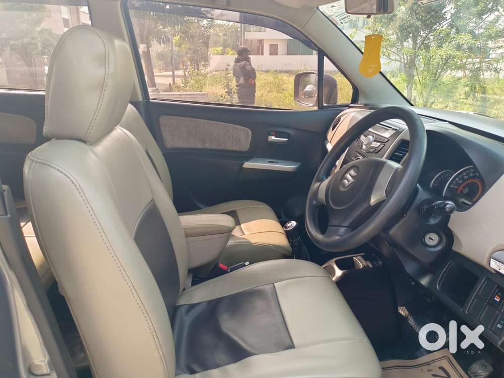 Maruti Suzuki Brezza Vxi S-cng, 2023, Cng & Hybrids