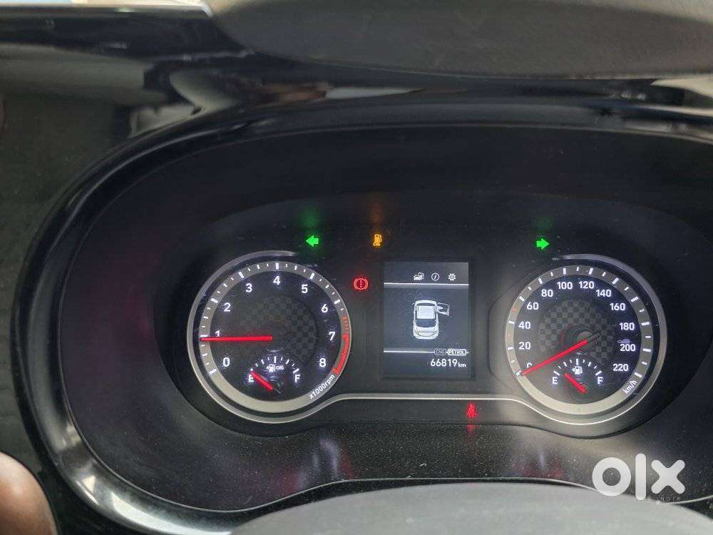 Hyundai Aura 1.2 Sx Cng, 2023, Cng & Hybrids