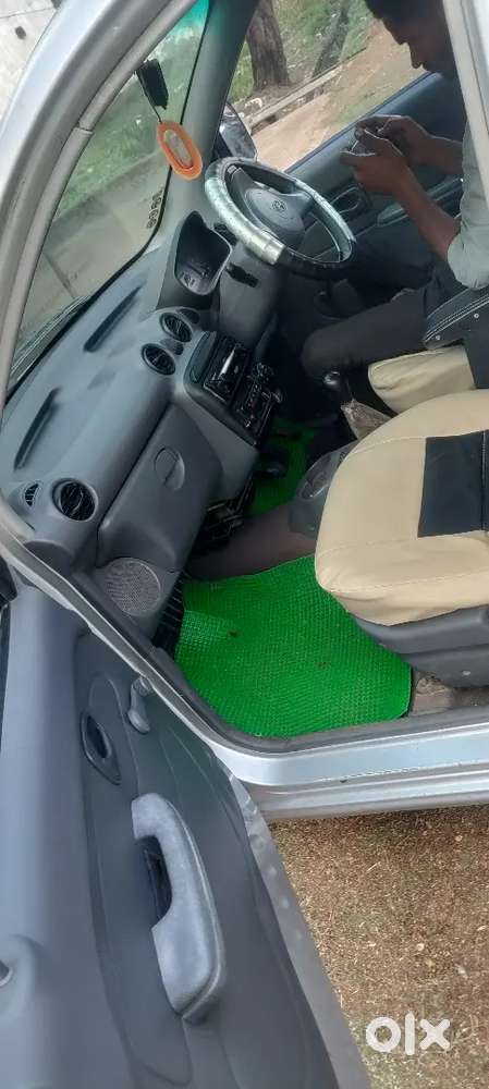 Singal Hend Car Mast Condition