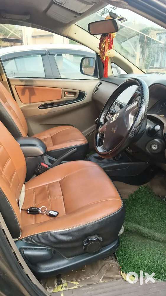Toyota Innova 2015 Diesel 144000 Km Driven