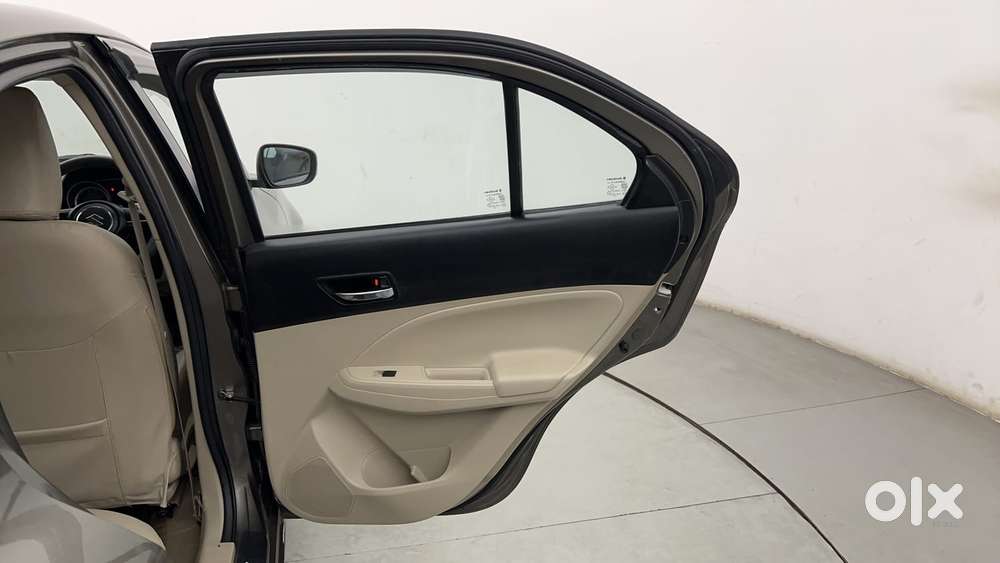 Maruti Suzuki Dzire 1.2 Vxi, 2023, Petrol