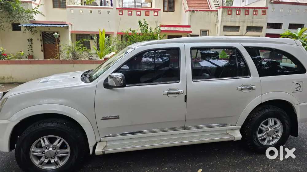 Isuzu Mu 7 2015 Diesel Well Maintained