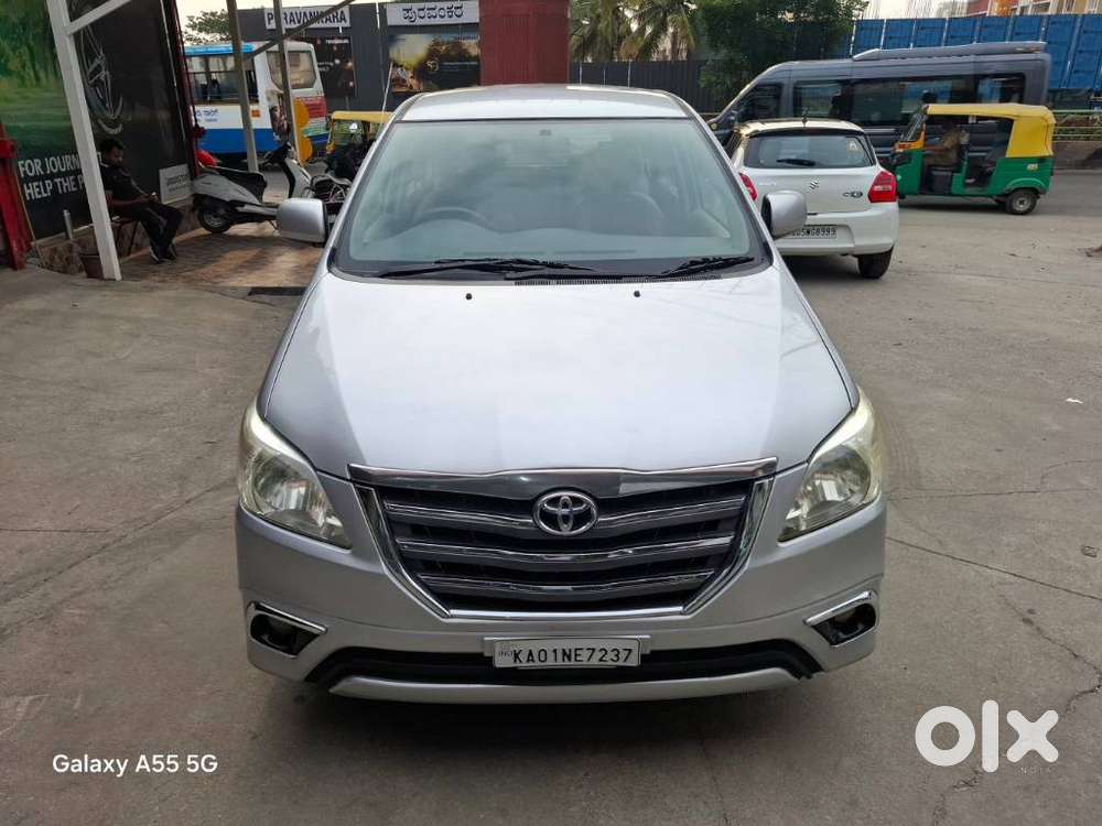 Toyota Innova 2.5 G (diesel) 8 Seater, 2014, Diesel