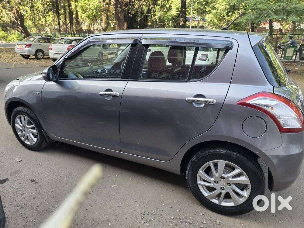 Maruti Suzuki Swift Vvt Zxi, 2015, Petrol