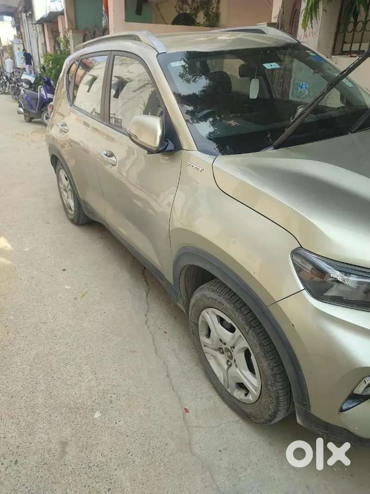 Kia Sonet 2021 Petrol Plus