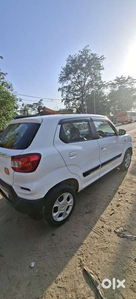 Maruti Suzuki S-presso Vxi Plus Amt, 2021, Petrol