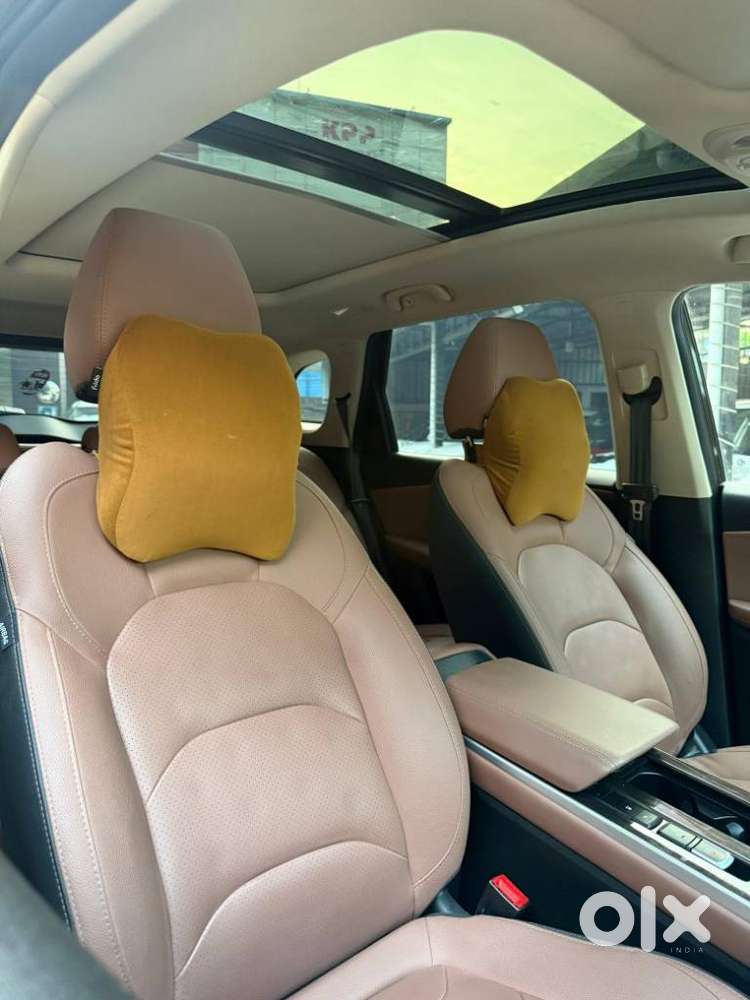 Mg Hector Plus Savvy Pro 1.5 Turbo Petrol Cvt 7 Str, 2024, Petrol