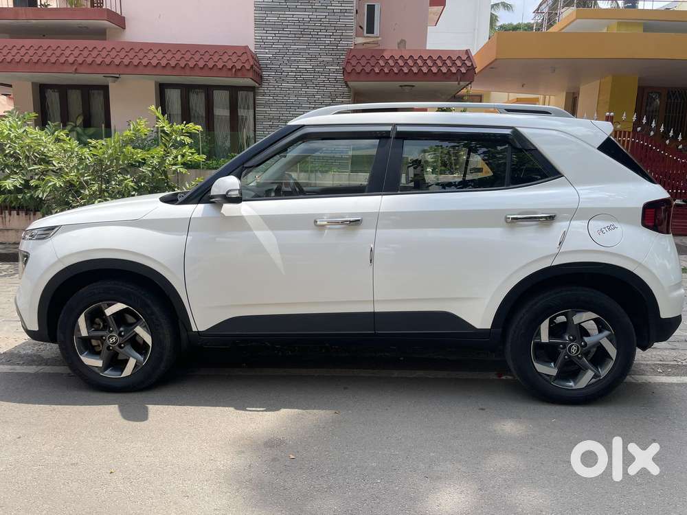 Hyundai Venue 1.0 Sx Turbo Imt, 2021, Petrol
