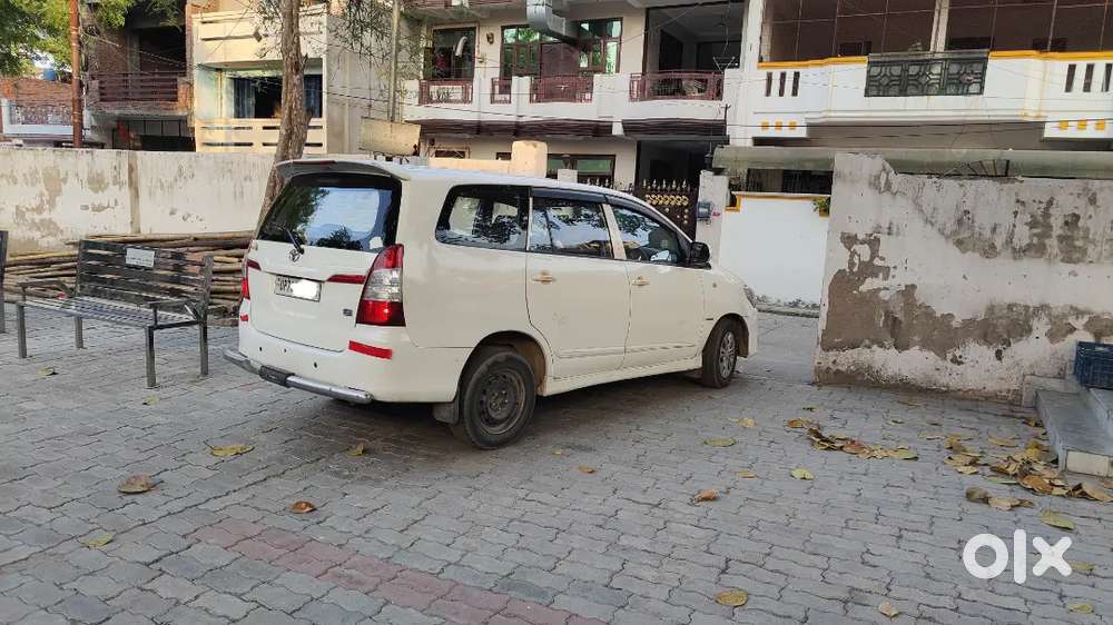 Innova Car Diesel In Good Condition