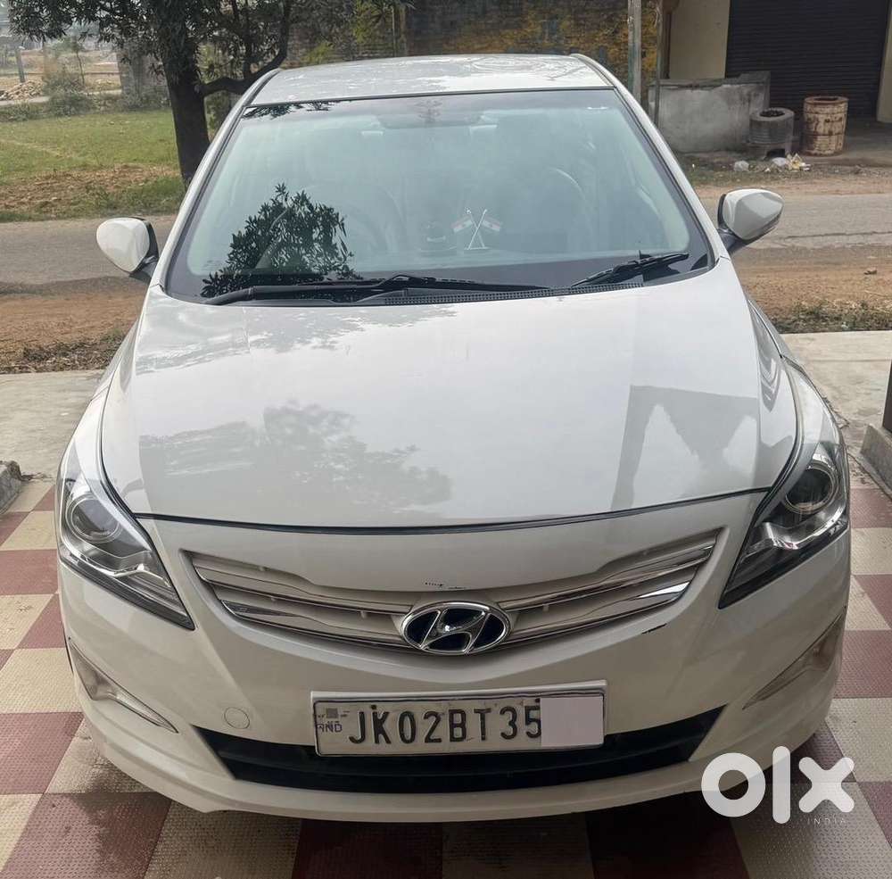 Hyundai Verna 2017 Petrol 70000 Km Driven