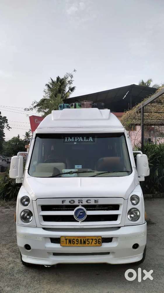 Force Motors Tempo Traveller 2012(ac)