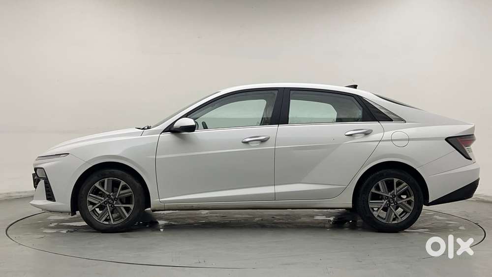 Hyundai Verna Sx 1.5 Petrol Ivt, 2023, Petrol