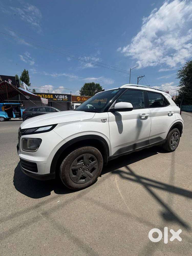 Hyundai Venue 1.2 S Plus, 2025, Petrol